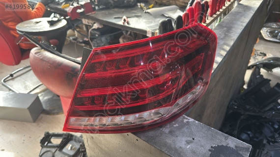 MERCEDES E SERİ W212 MAKYAJLI LED SAĞ DIŞ STOP 2129060803