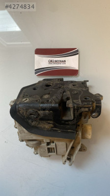 1P0839016D seat leon 2010 sağ arka kapı kilidi