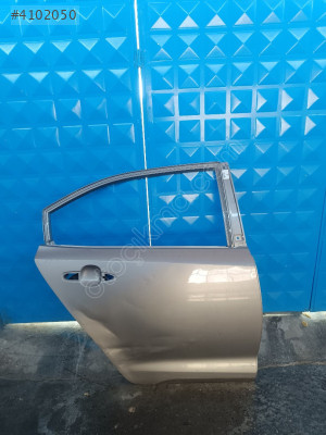 TOYOTA COROLLA SAĞ ARKA KAPI 2019/2025