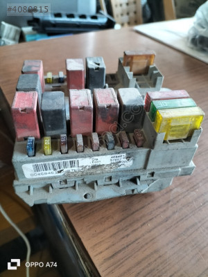 Fiat Stilo 1.9 sigorta kutusu 0046846109057657