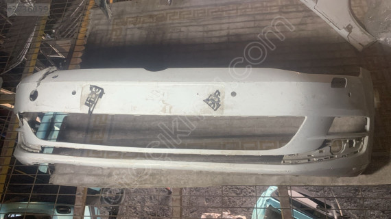 Volkswagen Golf 7 Modeli İçin Çıkma Ön Tampon İlanı
