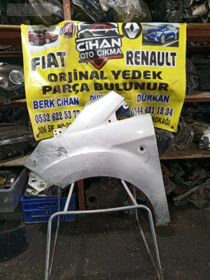 FORD COURİER SOL ÖN ÇAMURLUK ORJİNAL ÇIKMA