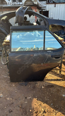 Şahin Sol arka kapı