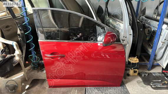 RENAULT MEGANE 4 SAĞ ÖN KAPI DOLU HATASIZ BURSA MG