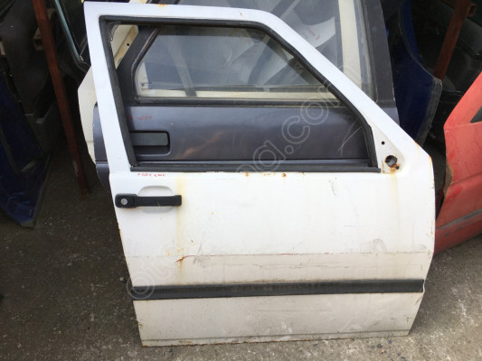 Fiat Uno Sağ Ön Kapı İç Açma Kolu Kapı Kilidi Kapı Çıtası