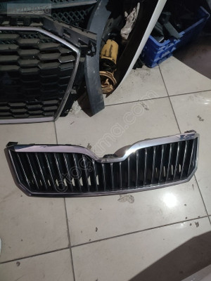 Skoda superb ön panjur 2013-2015 orjinal çıkma parça