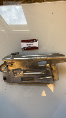 8L1864775 seat leon 2010 ayak desteği demiri