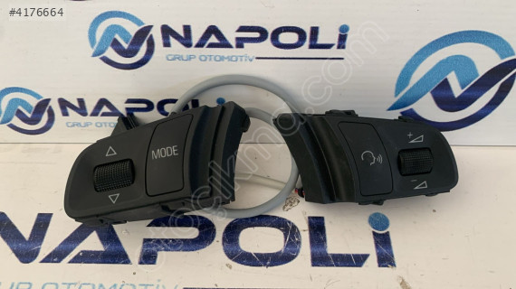 8J0951527 AUDİ A3 A4 A5 A6 TT DİREKSİYON TUŞ TAKIMI