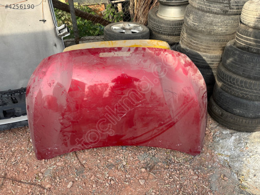 Peugeot 208 ön kaput çıkma