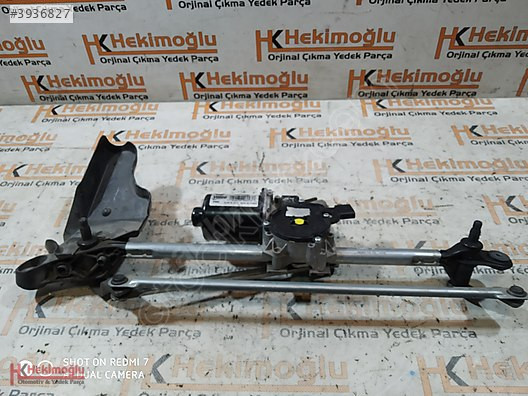 BMW F30 F10 SİLECEK MOTORU KOLLARI VE MEKANİZMASI 7 267 502 02