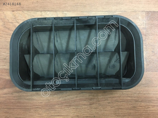 AUDİ A4 BAGAJ HAVALANDIRMA MENFEZİ 4A0819181