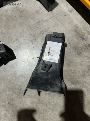 BMW X3 ÖN HAVA KANALI ORJİNAL ÇIKMA PARÇA