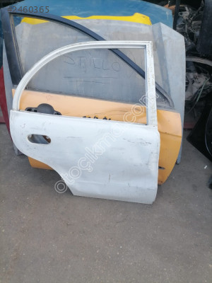 HYUNDAİ ACCENT YUMURTA KASA SAĞ ARKA KAPI ÇELİKLER OTO ÇIKMA