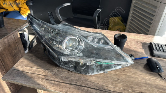 TOYOTA AURİS LEDLİ MERCEKLİ SAĞ FAR 89909424