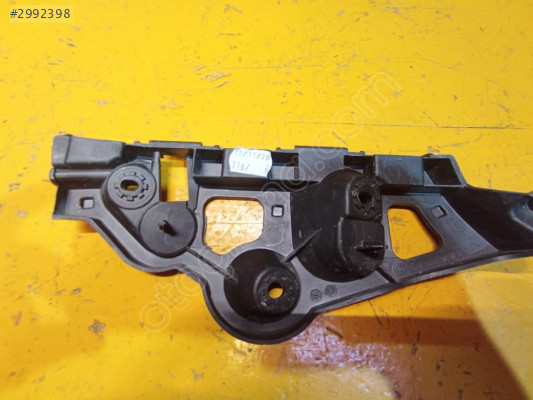 DACİA SANDERO ARKA TAMPON SAĞ BRAKETİ  850449756R SIFIR