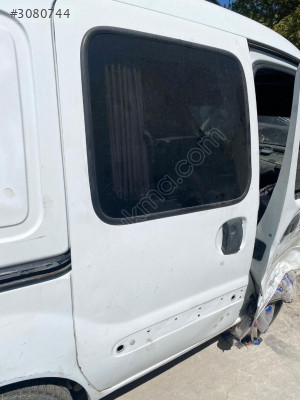 RENAULT KANGOO 1.9 SAĞ SÜRGÜLÜ KAPI OTO FEDAİ