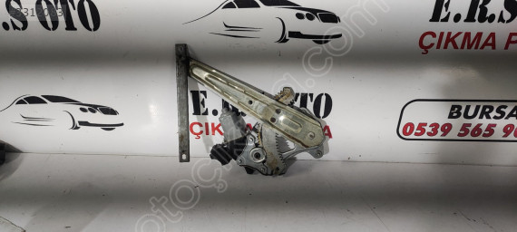 JUKE F15 SAĞ ARKA CAM KRİKOSU ELEKTRİKLİ 82731CV01B