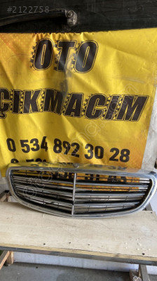 Mercedes w205 ön panjur A2058802683