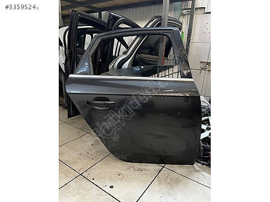 AUDİ A4 2014 B8 (ORJİNAL) SAĞ ARKA KAPI -ÜÇEL OTO