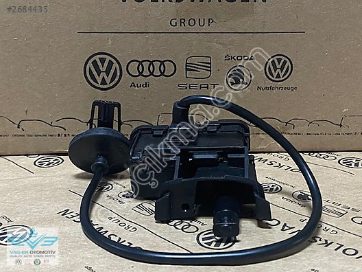 JETTA 2015-2018 YAKIT DEPO KAPAĞI KİLİTLEME MOTORU 5C6810773
