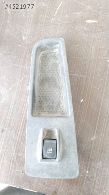 FİAT LİNEA SAĞ CAM DUGMESI ÇEVİK OTO ÇIKMA