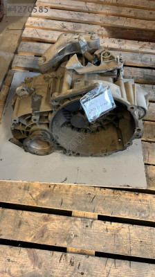 JETTA 2.0 TDİ ÇIKMA ŞANZIMAN -  BKP-6 İLERİ MANUEL JLU-02Q300042S