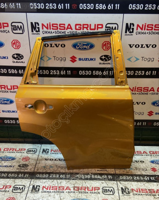 SUZUKİ VİTARA SAĞ ARKA KAPI ORJİNAL ÇIKMA YEDEK PARÇA