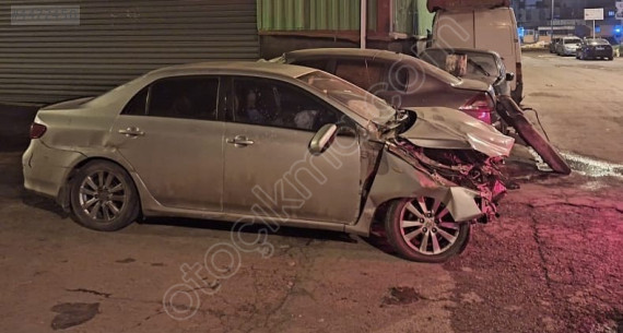 2010 Toyota Corolla kapılar