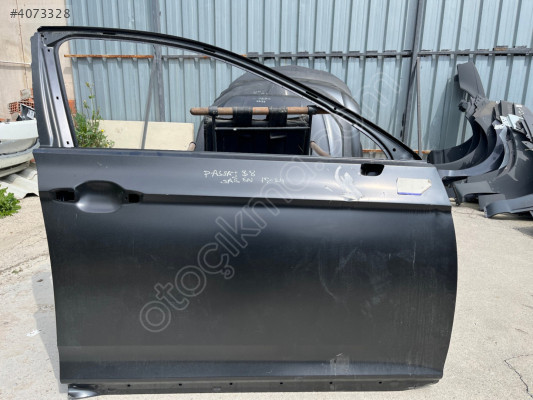 VOLKSWAGEN PASSAT B8 8.5 ÖN SAĞ KAPI ORJİNAL