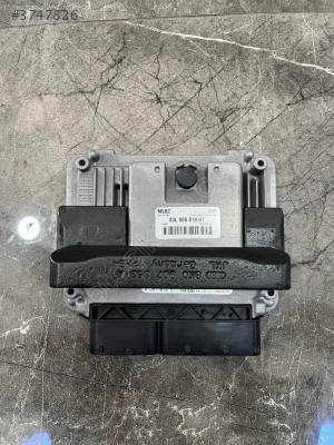 AUDI A4 MOTOR BEYNİ ORJINAL HATASIZ ÇIKMA