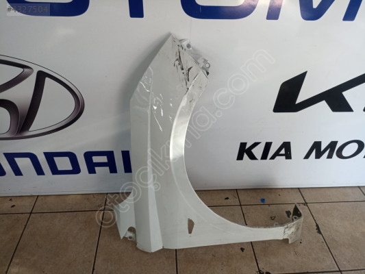 HYUNDAİ İ20 2020-2025 SAĞ ÖN ÇAMURLUK ORİJİNAL ÇIKMA