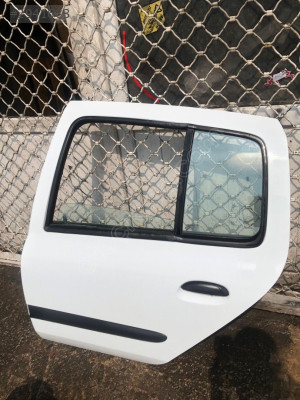 CLİO 2 SOL ARKA KAPI HATASIZ BOYASIZ ORJİNAL ÇIKMA PARÇA