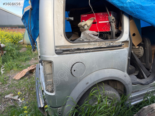 Ford CONNET ARKA SAĞ ÇEYREK