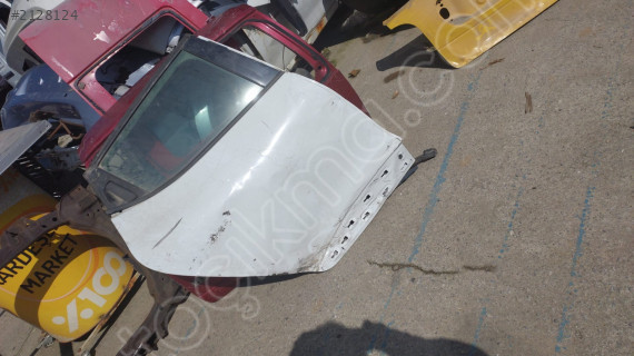 RENAULT CLİO 4 ORJİNAL ÇIKMA SAĞ ARKA KAPI