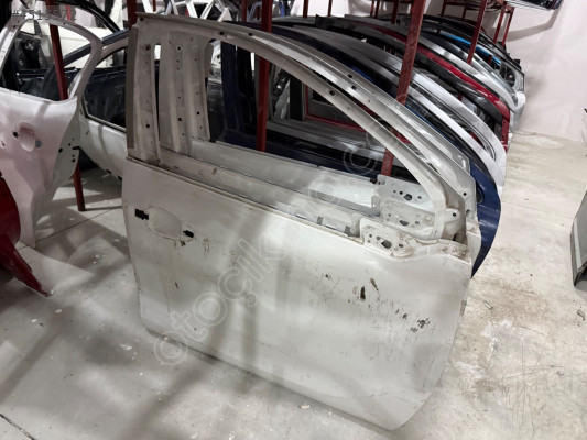 PEUGEOT 2008 ÇIKMA ORJİNAL SAĞ ÖN KAPI BD1