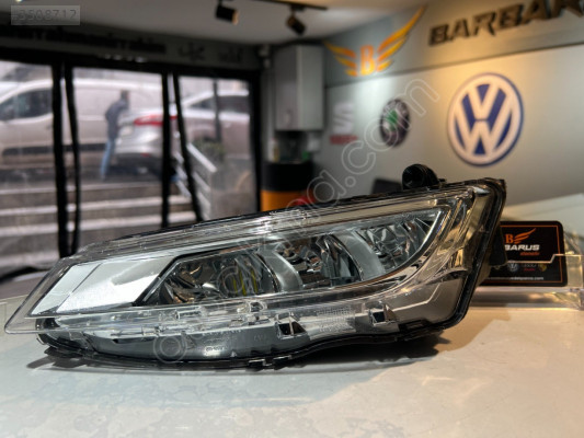 5F0941702 SEAT LEON 2016-2020 LEDLİ SİS FAR LAMBASI SAĞ