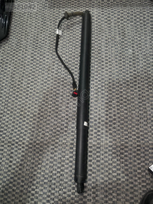 3V0827851 Superb Bagaj Amortisörü