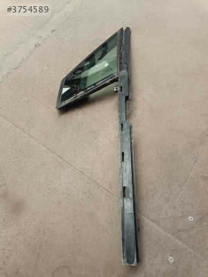 Renault Clio 5 sol ön kapı kelebeği