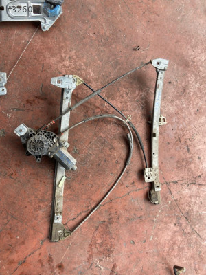 CİTRÖEN  XSARA     CAM  KRİKOSU
