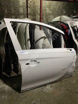 OPEL CORSA E SAĞ ÖN KAPI
