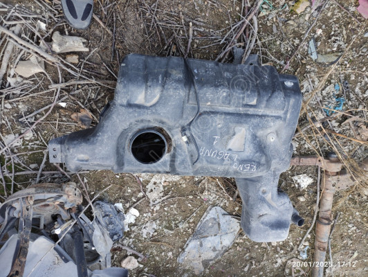 Renault Laguna 1 yakıt deposu