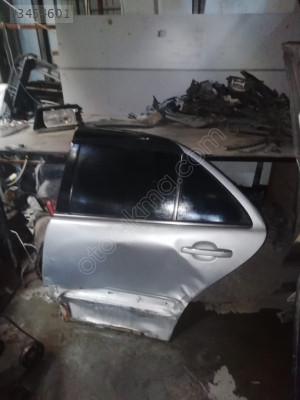 Mercedes w210 sol arka kapı çıkma