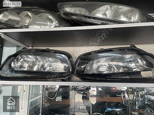 Ford courier sağ sol far sökme