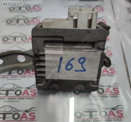 TOYOTA AVENSİS MOTOR BEYNİ 89650-05030