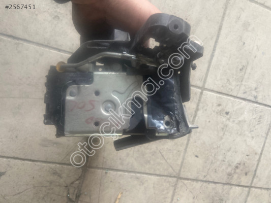 Ford focus arka sol kapı kilidi