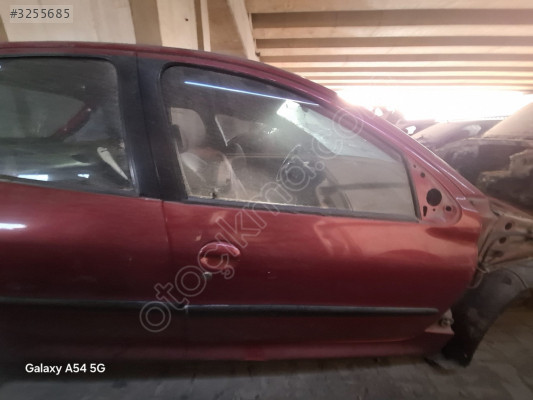 Peugeot 206 sağ ön kapı orijinal