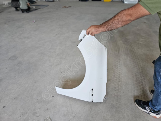 RENAULT MEGAN 4 BEYAZ SOL ÖN ÇAMURLUK ORJINAL