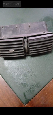 9634511177 Peugeot 307 kalorifer göğüs ızgarası