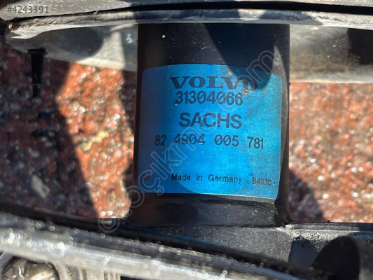 VOLVO XC90 D5 TAŞIYICI SOL ÖN 2.4 DİZEL 2005-2010