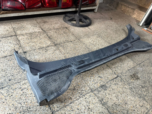 2023 CUPRA FORMENTOR CAM ÖNÜ IZGARASI KOMPLE ORJ ÇIKMA